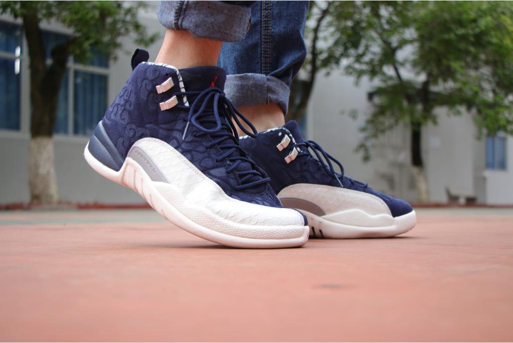 最近很火的airjordan1,airjordan12最新复刻颜色