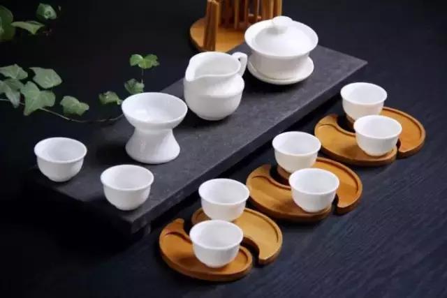 中国敬词和谦词大全,敬词大全100句