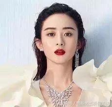 女明星没了卧蚕,杨颖热巴赵丽颖唐嫣倪妮同框
