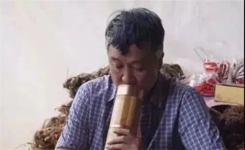「发现」蒙自这种用刀切出来的“黄金丝”，在云南“怪”出名的！