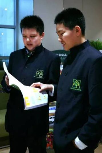 金宝贝幼儿园春季校服,泗洪育才金宝贝校服