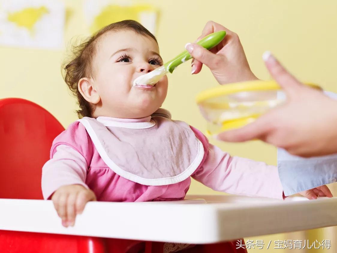婴儿吃辅食肠胃会不会不舒服,宝宝肚子不舒服吃什么辅食