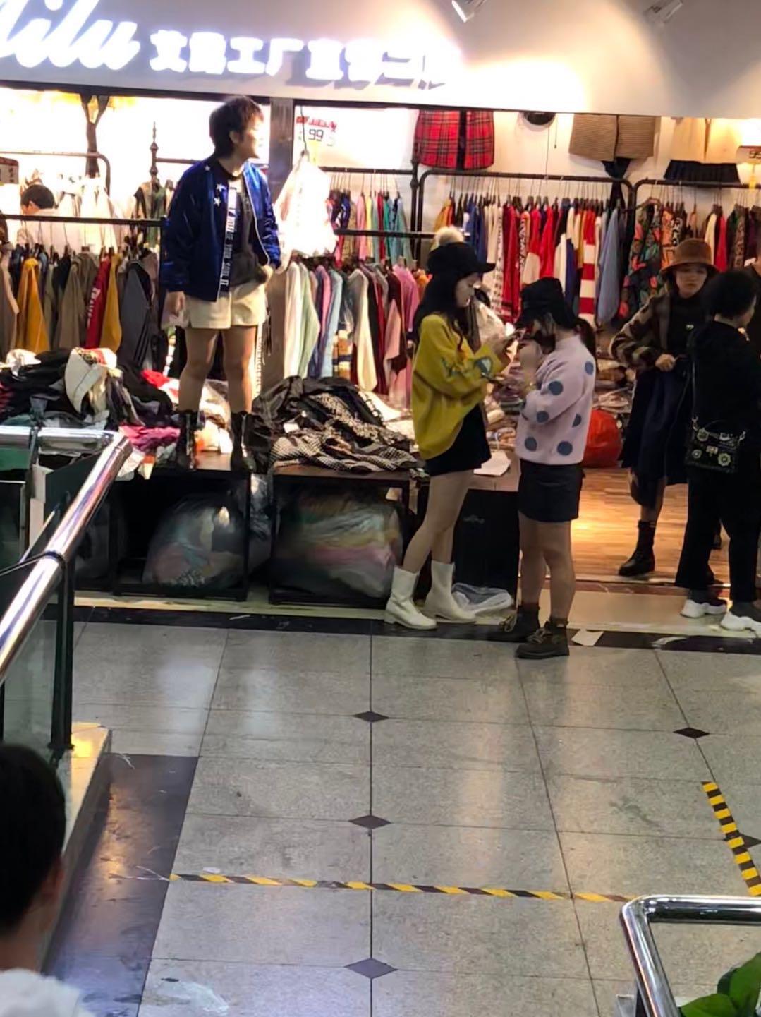 成都九龙广场在哪里,成都九龙广场现状