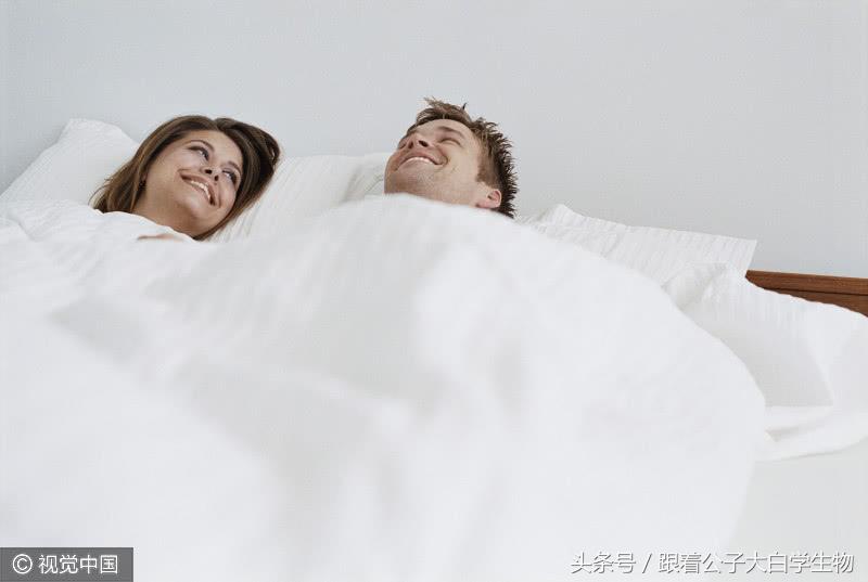 滚床单也可以不出声音！这8个办法教你不再摇床也能达到顶峰！