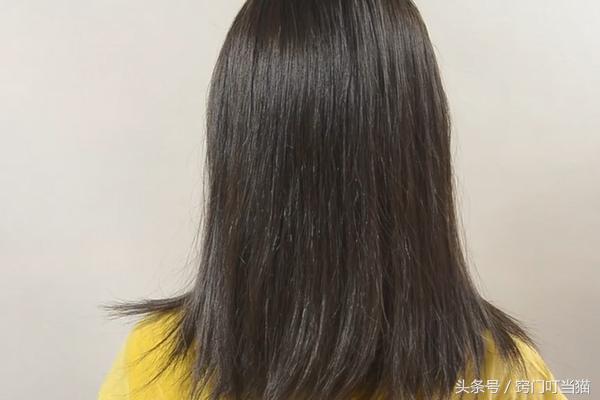 洗完头发应当立刻吹干还是自然干,头发洗了吹干很油怎么办