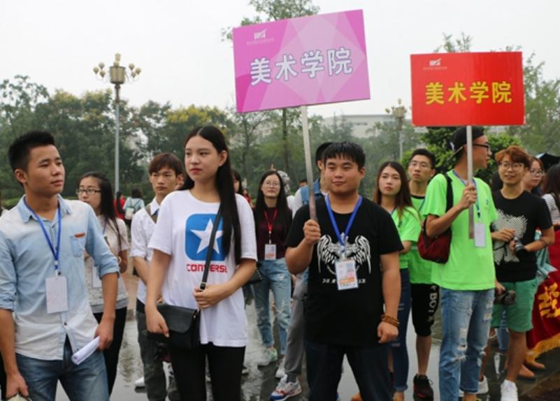 国内“口腔医学”专业最好的大学，北大VS川大，究竟谁强谁弱？