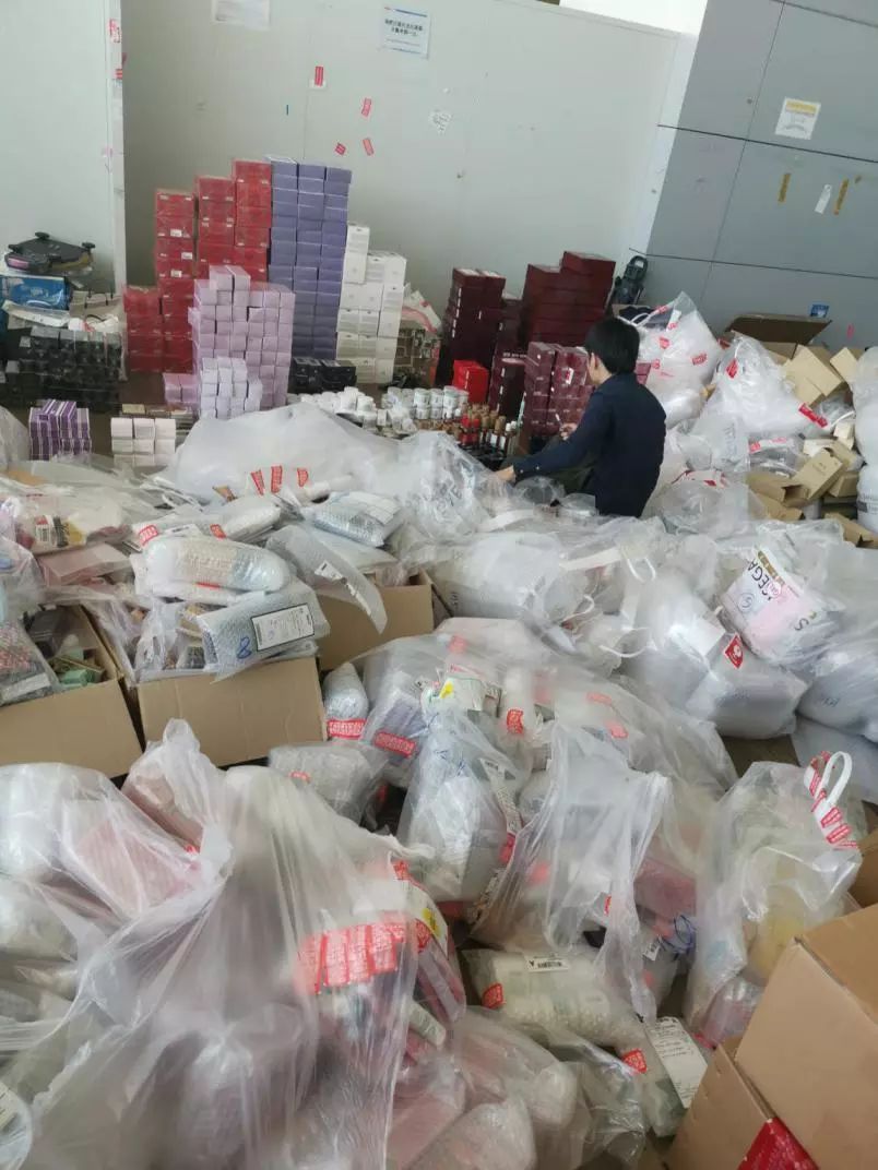 美妆开店怎么入门,从零开始做美妆品牌
