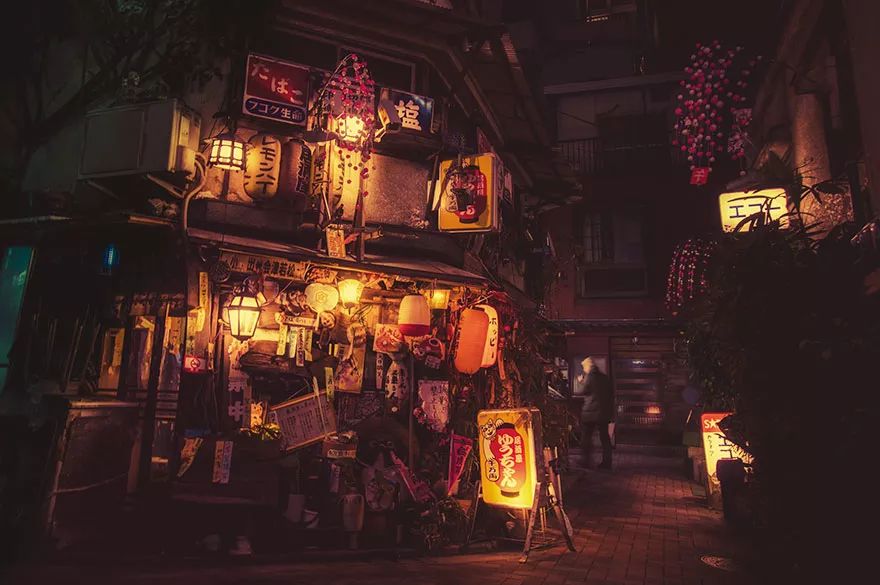 统一店招,统一店招丑得整齐