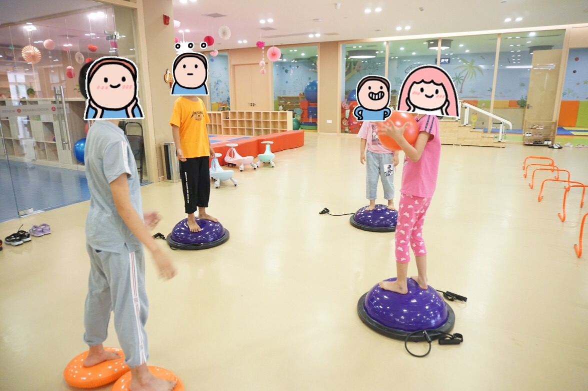 小孩迟迟不开口说话应当怎么办,孩子迟迟不开口说话怎么办