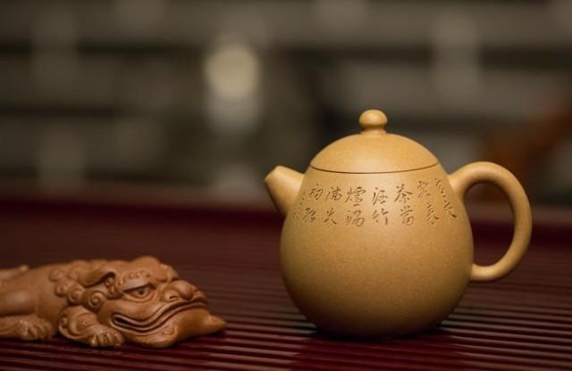 紫砂泥料如何辨别优劣？专业紫砂匠人分享三个妙招，简单实用
