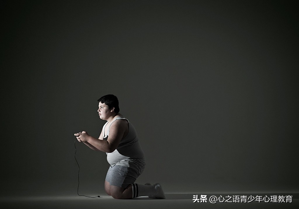 孩子沉迷网络打赏怎么办,孩子沉迷网络打骂不管用无济于事