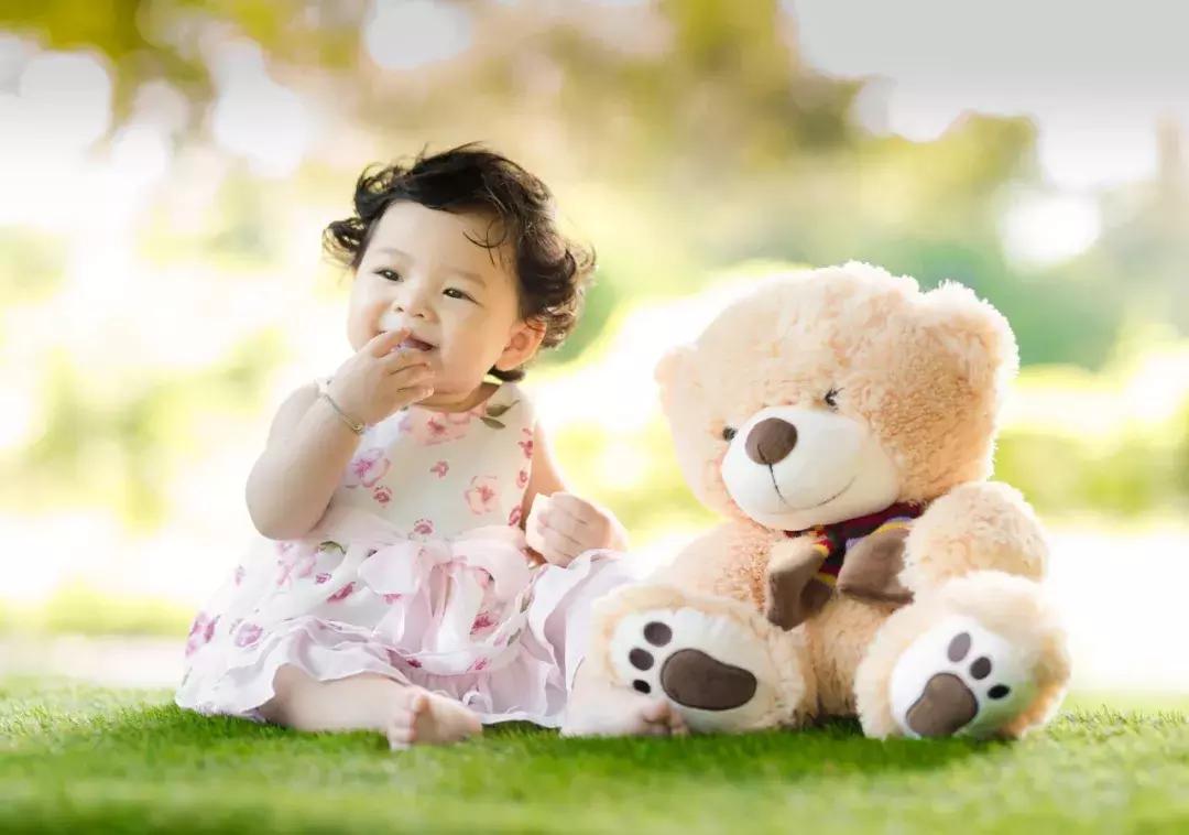 小孩前庭不好要摇晃爬楼梯吗,4岁宝宝楼梯走不稳