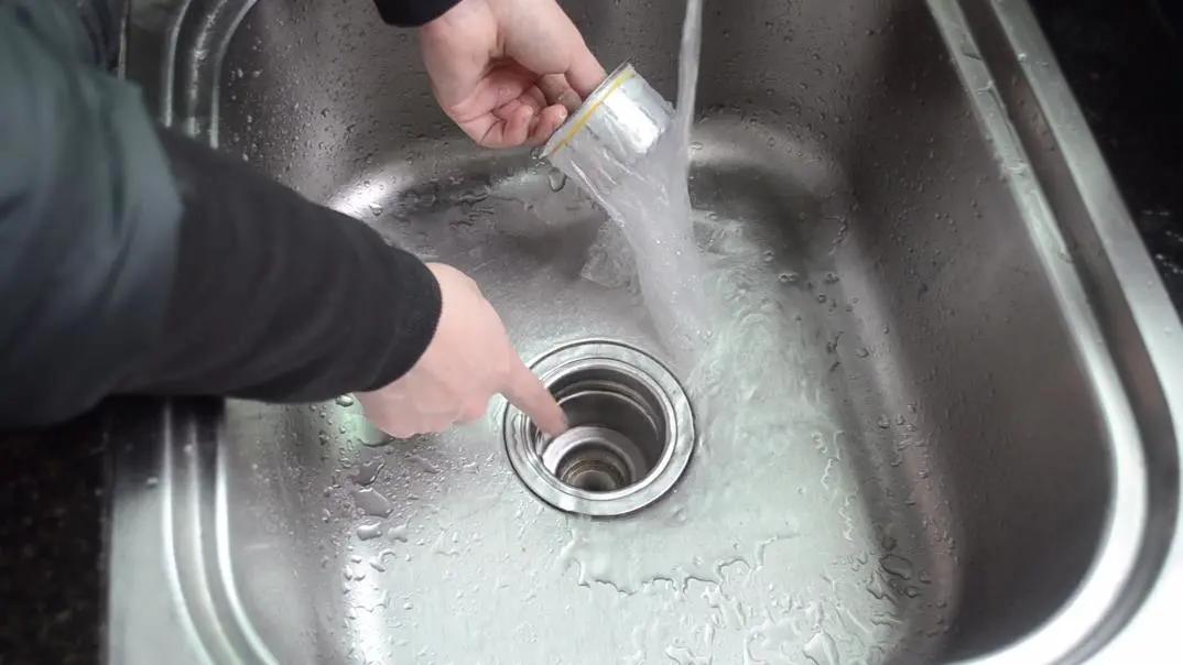洗碗池柜子反味怎么办,厨房洗碗池下水道反味太臭怎么办