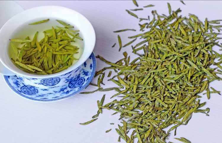 哪种龙井茶抗衰老强,喝龙井茶对身体有什么好处呢