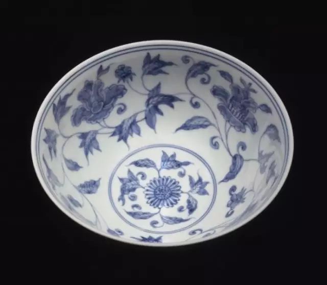 明代青花瓷器鉴定图解,明代成化瓷器鉴定最简单方法