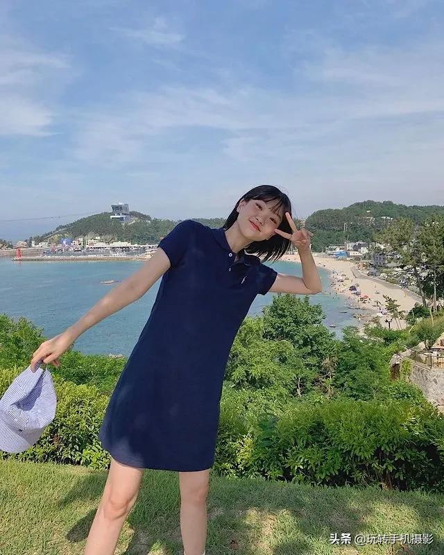 拍照不敢看镜头是自卑吗,拍照不会摆pose这些姿势超好看
