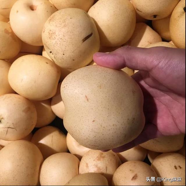 买梨子怎么挑选,如何挑选水分大特别甜的梨