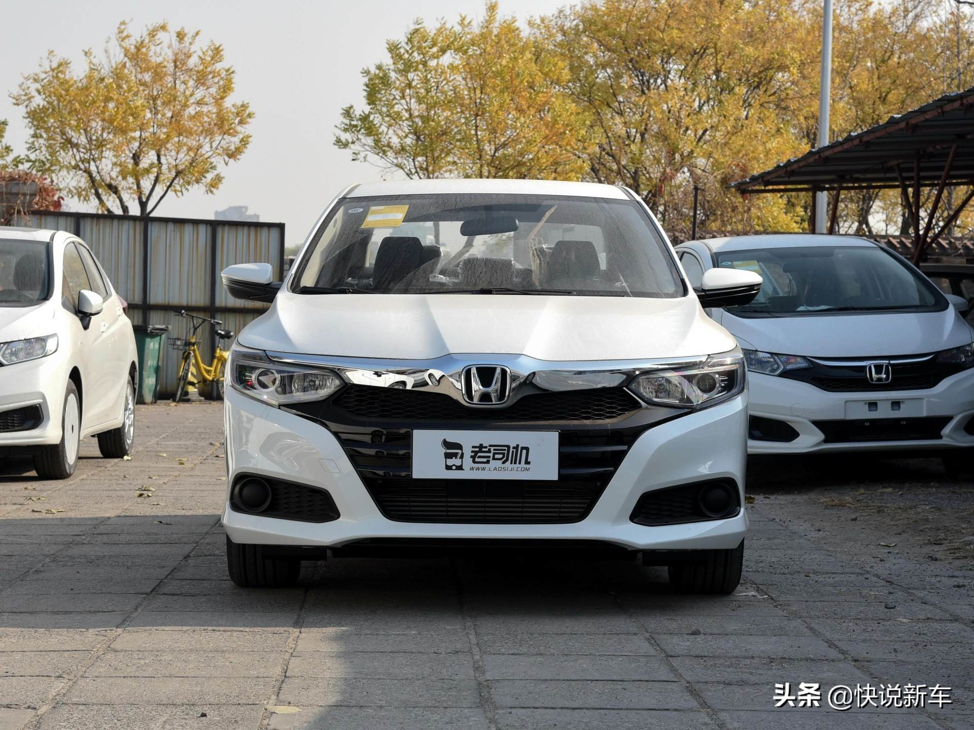 油耗5.0左右小型车,油耗低动力足10到15万suv