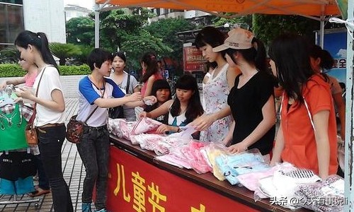 摆地摊卖什么最赚钱而且很受欢迎吃的,摆地摊卖什么最赚钱而且很受欢迎冬天