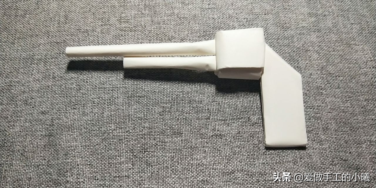 手枪手工折纸长30厘米宽10厘米,童年折纸手枪的子弹怎么做