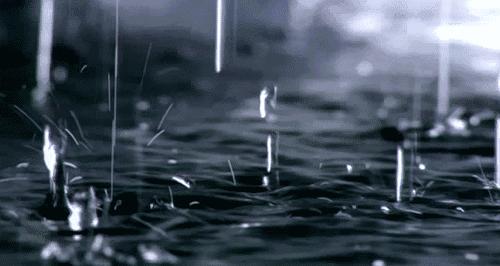 打混凝土时突下暴雨怎么办,混凝土过了12小时下大雨有问题吗