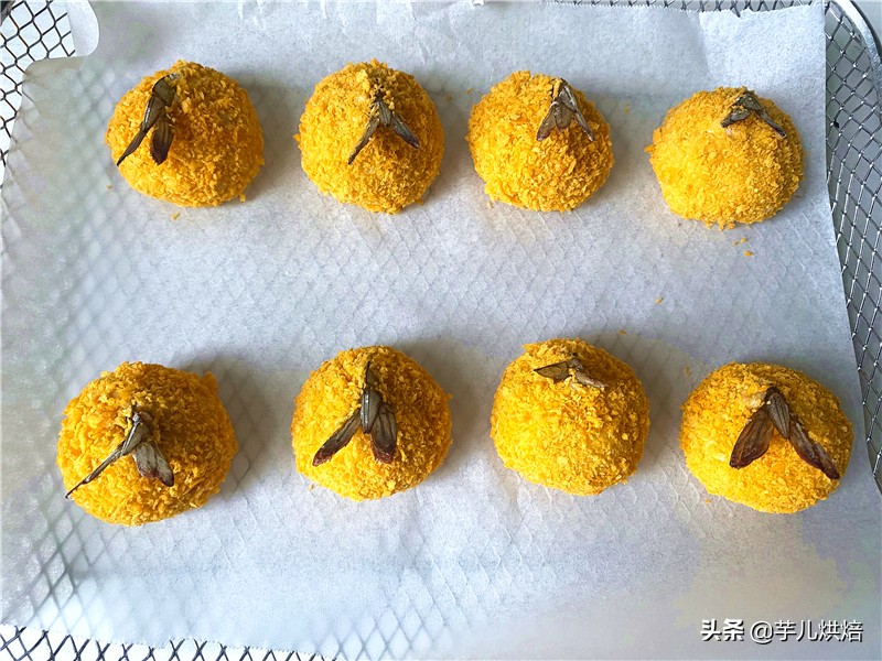 黄金虾球辅食做法大全,补钙鲜香黄金虾球只需要3种材料