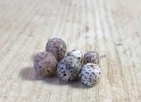过度炒作的文玩,玉化星月价格表