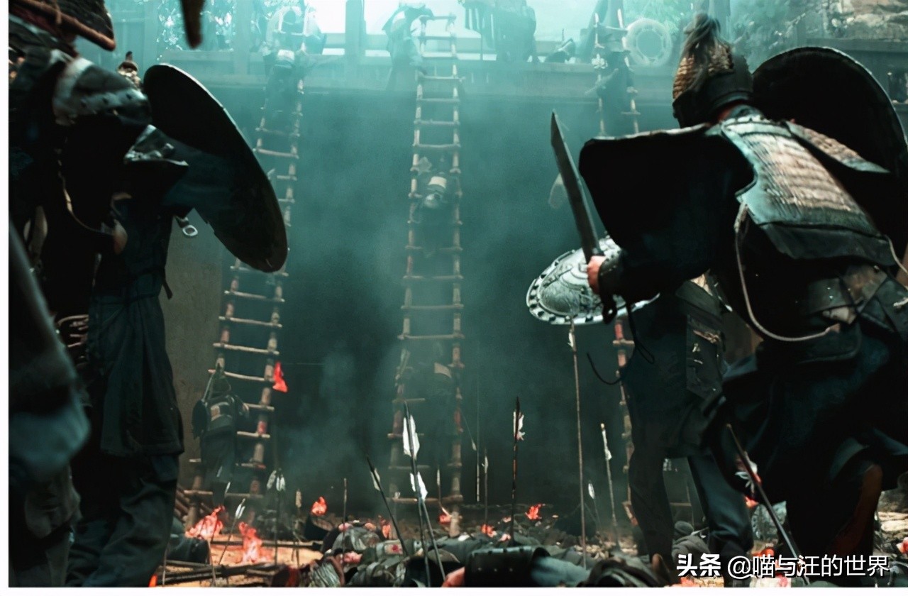 手持加特林横扫异界,手持加特林枪