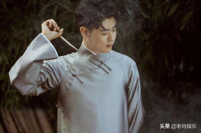 张云雷拿国难抖包袱，活动被停止，艺先立德，粉丝没有借口洗白了