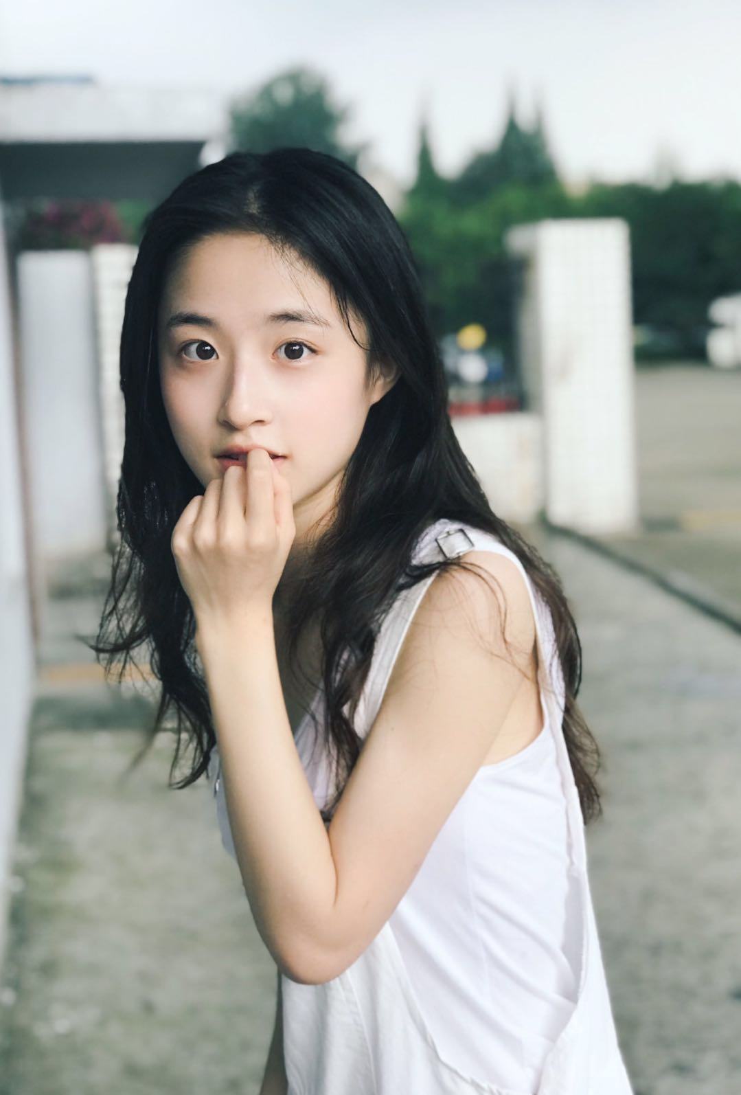 10个拍照技巧拍出好看人像照,人像姿势照拍照技巧大全