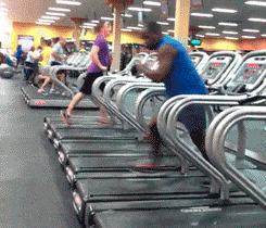 啤酒搞笑动图gif,喝啤酒搞笑图片超级爆笑
