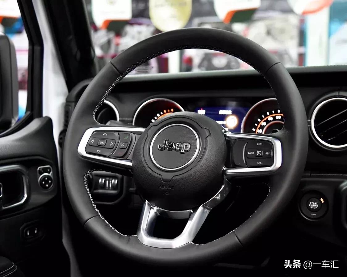 jeepwrangler牧马人2.8td2015,jeep牧马人绿色敞篷