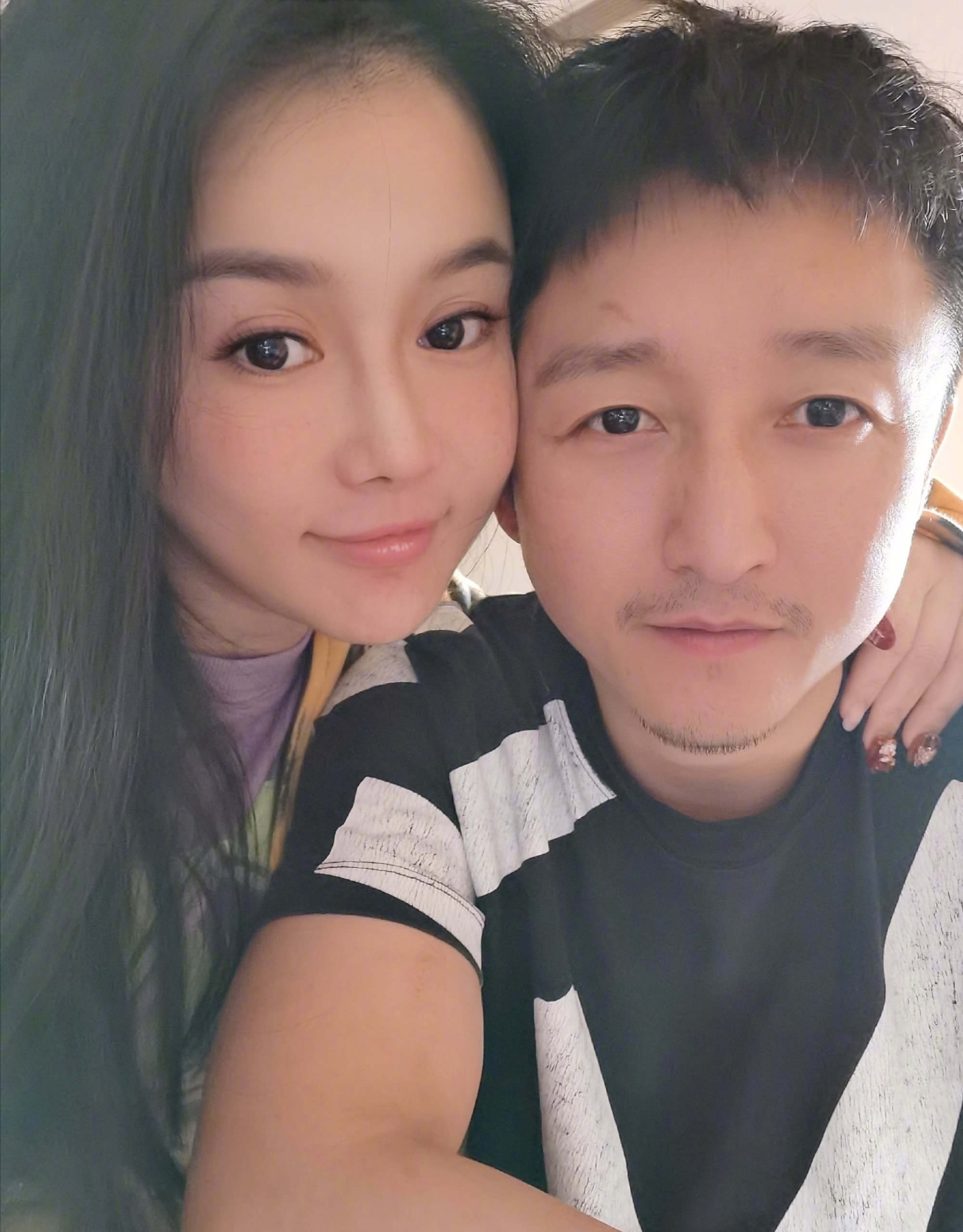 2夺奥运金牌，曾向妻子提出23次分手，拳王邹市明如今咋样了？