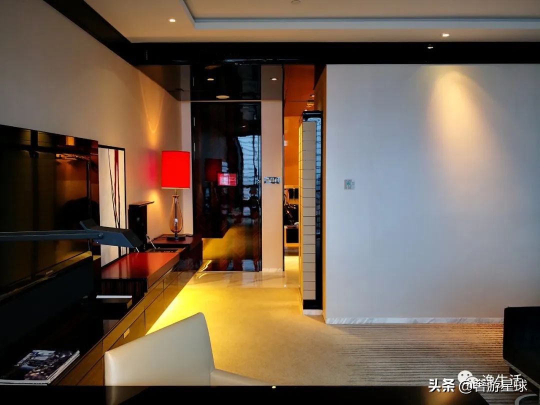神の战|丽思、柏悦、MO、四季，陆家嘴7大奢华酒店谁是你的最爱？