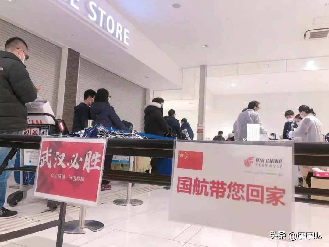 机场撒泼、掩饰病情回国、隔离只喝矿泉水：自私傲慢比病毒更可怕
