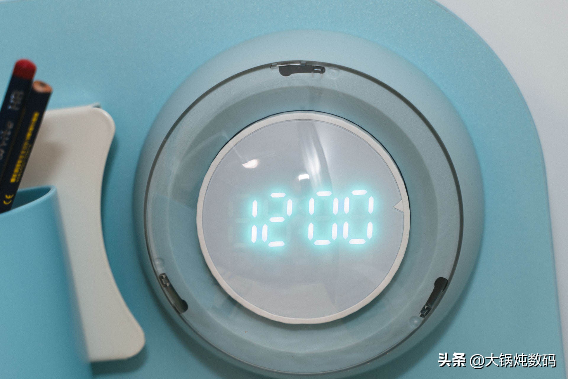 黑白调儿童学习桌星空款,儿童学习桌到底是不是智商税