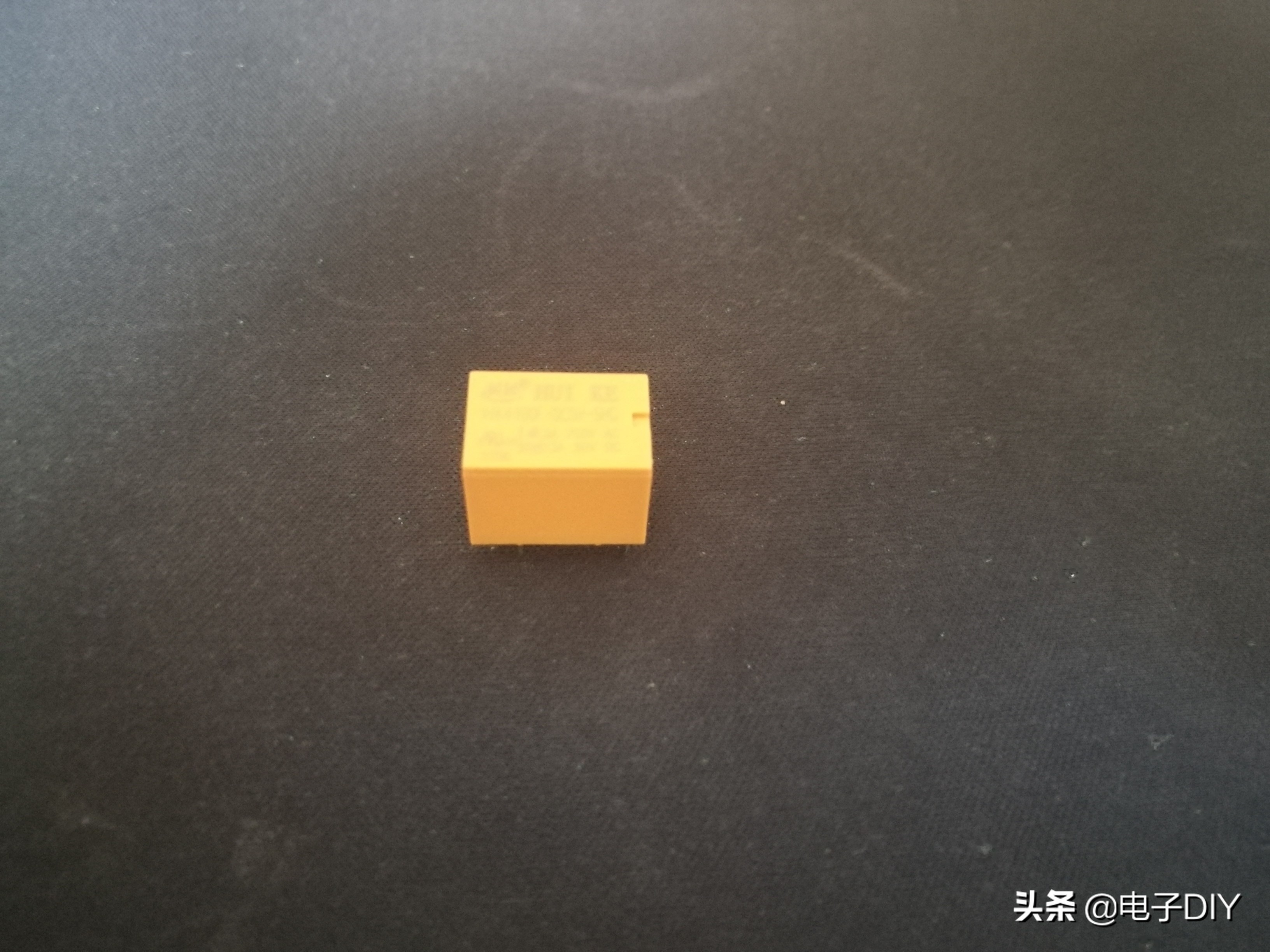 光控开关电路的电流方向,光控开关电路设计实验报告