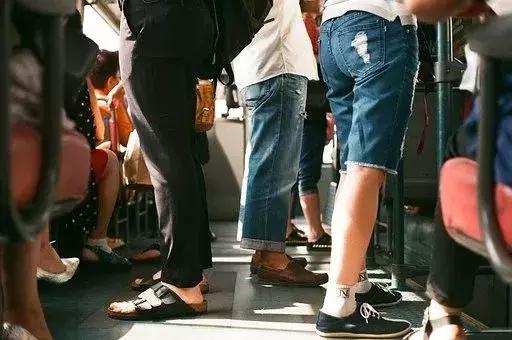 每天跑步5公里的老中医,每天站3小时马拉松
