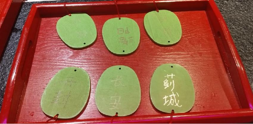 国内前十名肉蟹煲品牌,肉蟹煲有多暴利