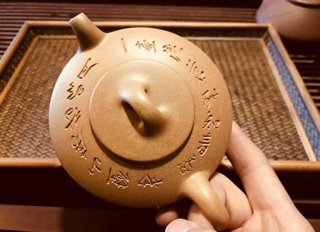 紫砂泥料如何辨别优劣？专业紫砂匠人分享三个妙招，简单实用