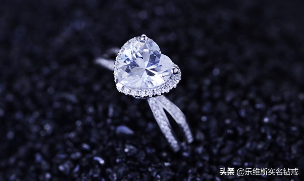 哪些钻戒品牌比较好,哪个品牌的钻戒是花朵