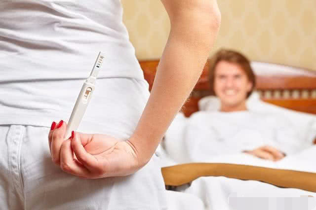女人“排卵”时，身体可能会出现这3个感觉，备孕时别错过！