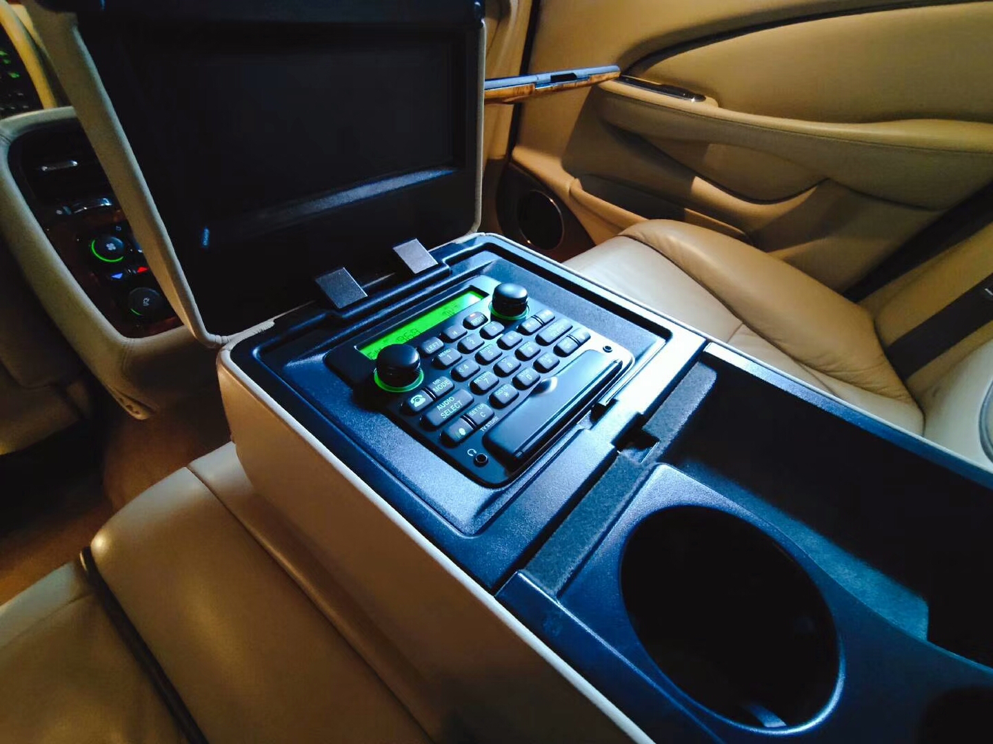 捷豹xj6翻新老车完整版,淘车捷豹xj