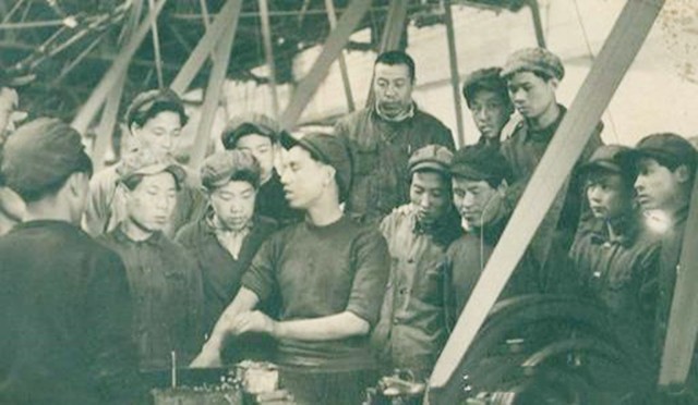 1955年授衔后，国家领导人及开国将帅拿多少工资？许光达例外