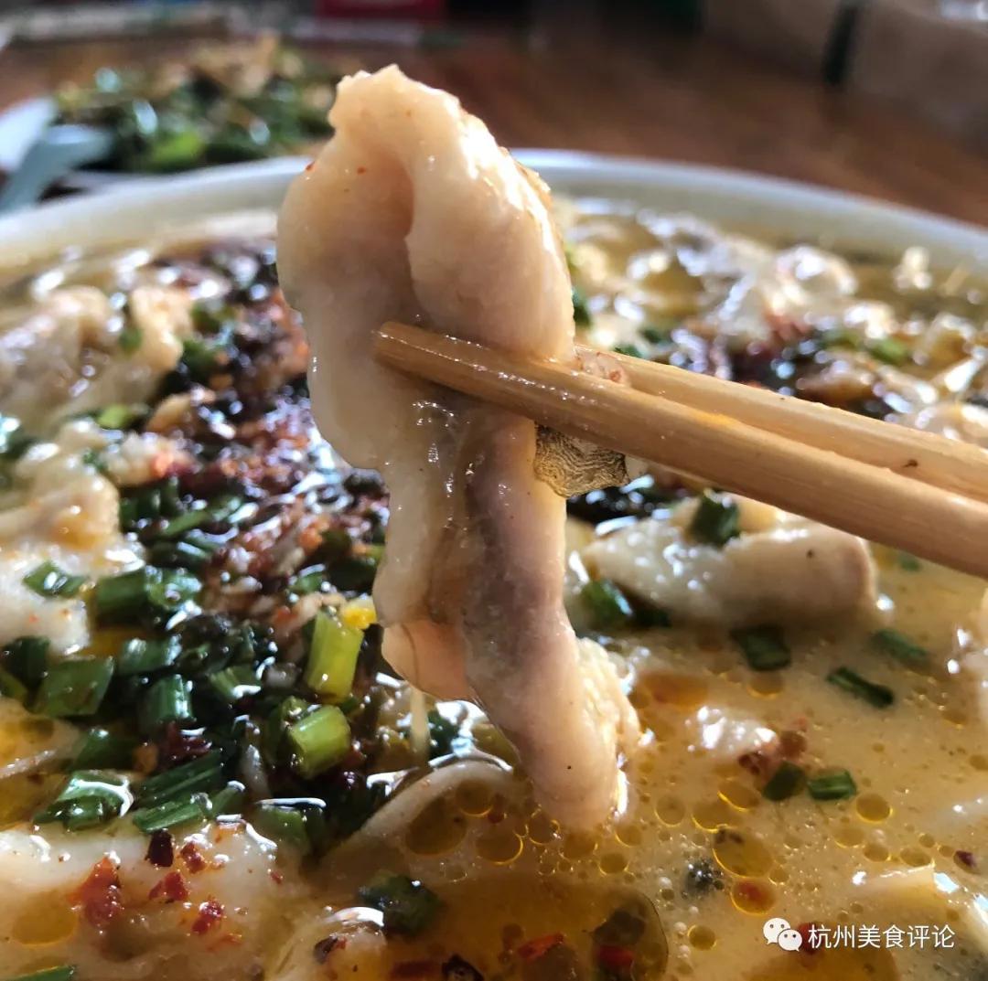抓住假期最后一天出去吃饭,跟着本地人去探店杭州宝藏美食