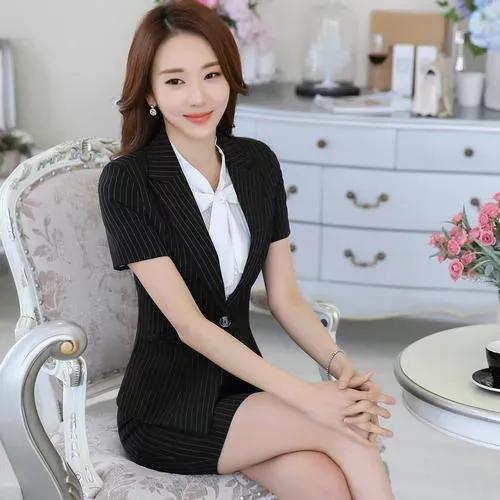 朝鲜职业装女照片高清,韩国女性职业装