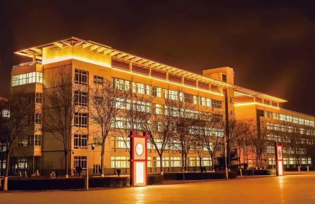 长大了想报河北金融学院,河北金融学院好考吗