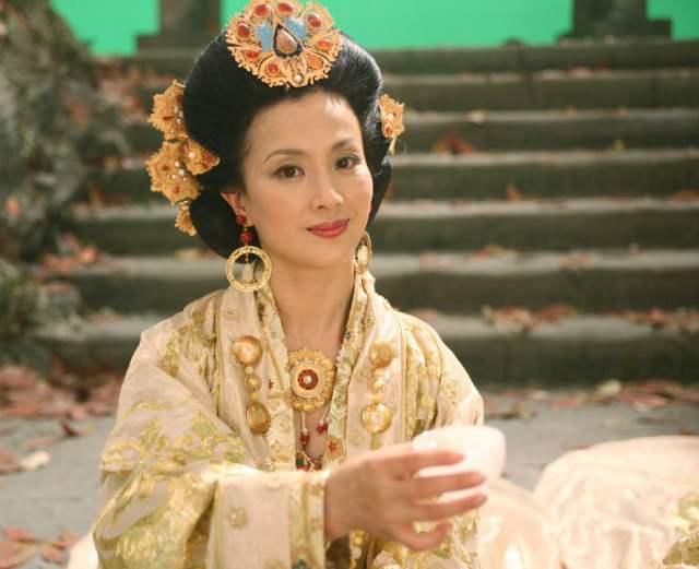 王母娘娘是七仙女之首吗,王母是女仙之首