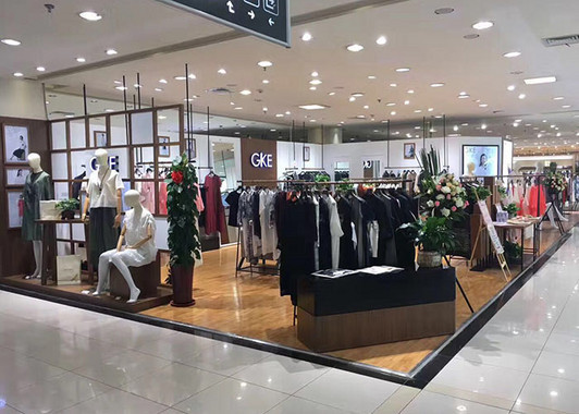 女装加盟的经营模式,女装加盟新手入门