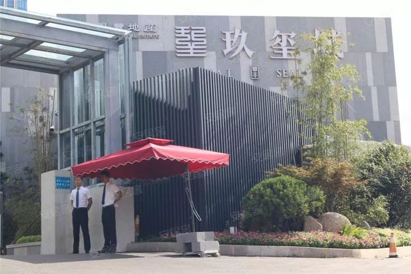 青岛市北80年代的老破小真实房价,青岛最贵旧房